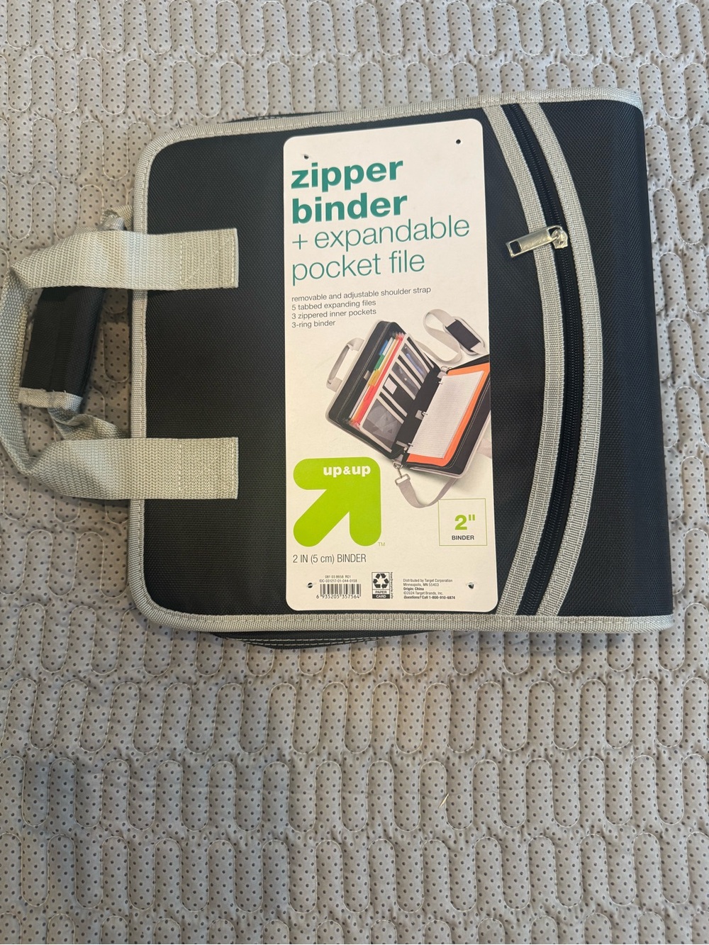 Black Zipper Binder with Gray Accents - Expandable Pocket File